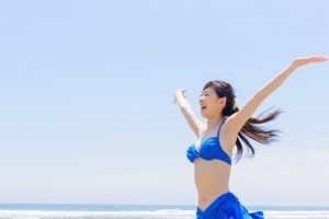 ２０１７年トレンド となる水着は？アラサーにおすすめの水着選びのポイントとは？